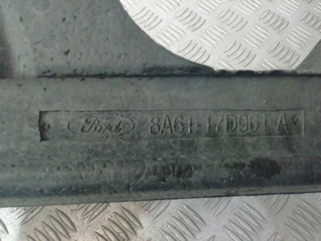 Refuerzo Paragolpes Trasero para Ford Fiesta (Cb1)
