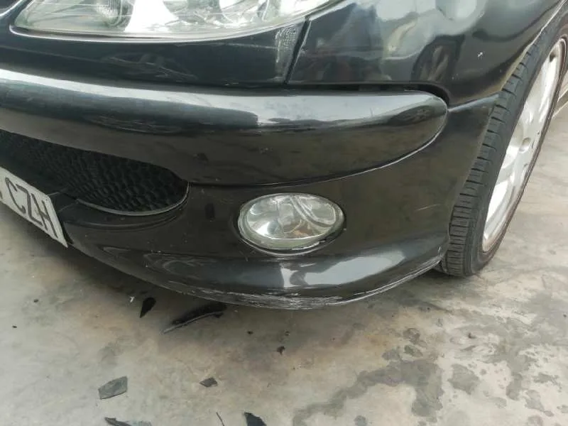 Paragolpes Delantero para Peugeot 206 Cc