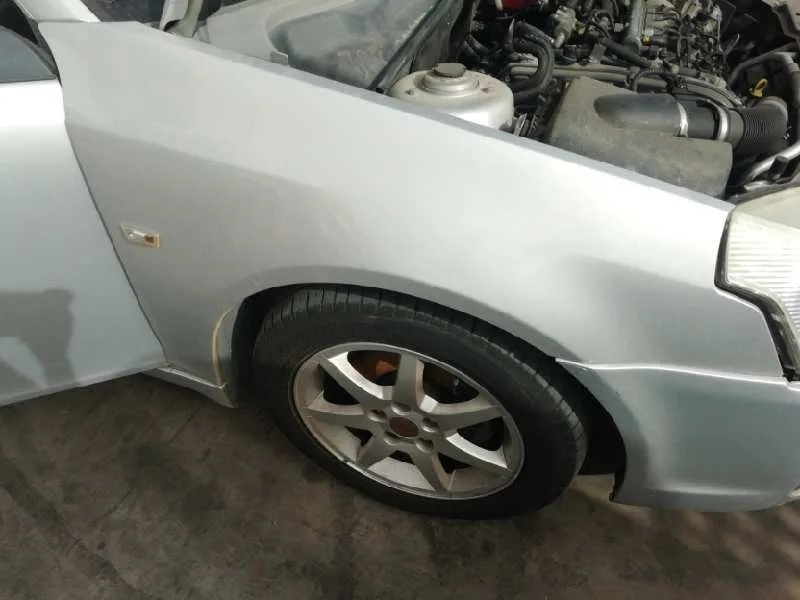 Aleta Delantera Derecha para Cadillac Bls
