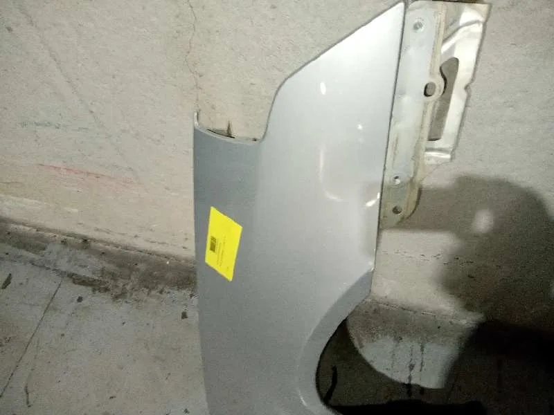 Aleta Delantera Derecha para Cadillac Bls