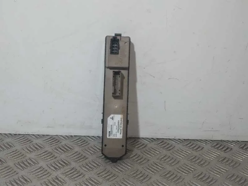 Mando Elevalunas Delantero Izquierdo para Cadillac Bls