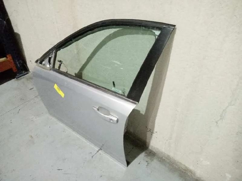 Puerta Delantera Izquierda para Cadillac Bls