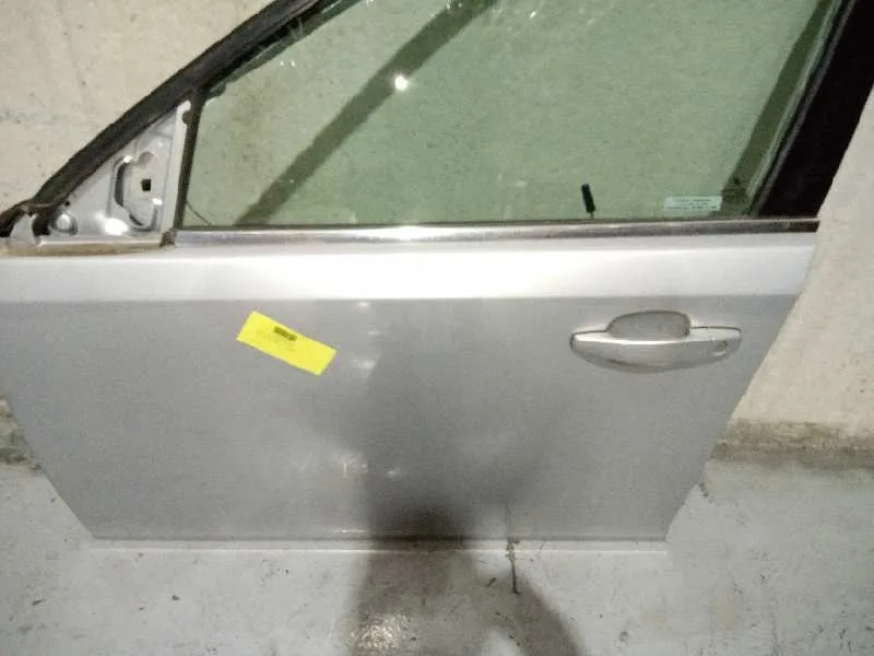 Puerta Delantera Izquierda para Cadillac Bls