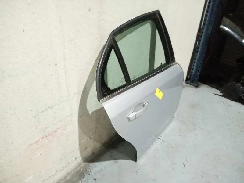 Puerta Trasera Derecha para Cadillac Bls