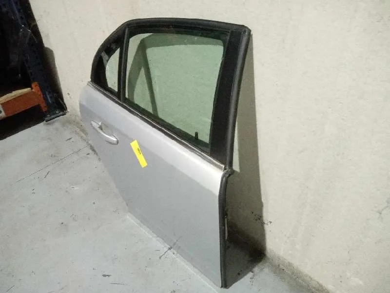 Puerta Trasera Derecha para Cadillac Bls