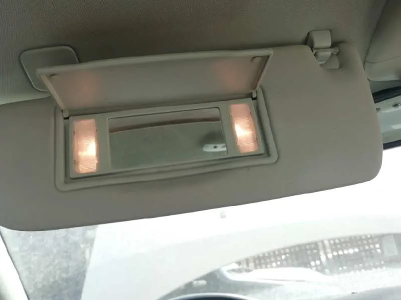 Parasol Izquierdo para Cadillac Bls