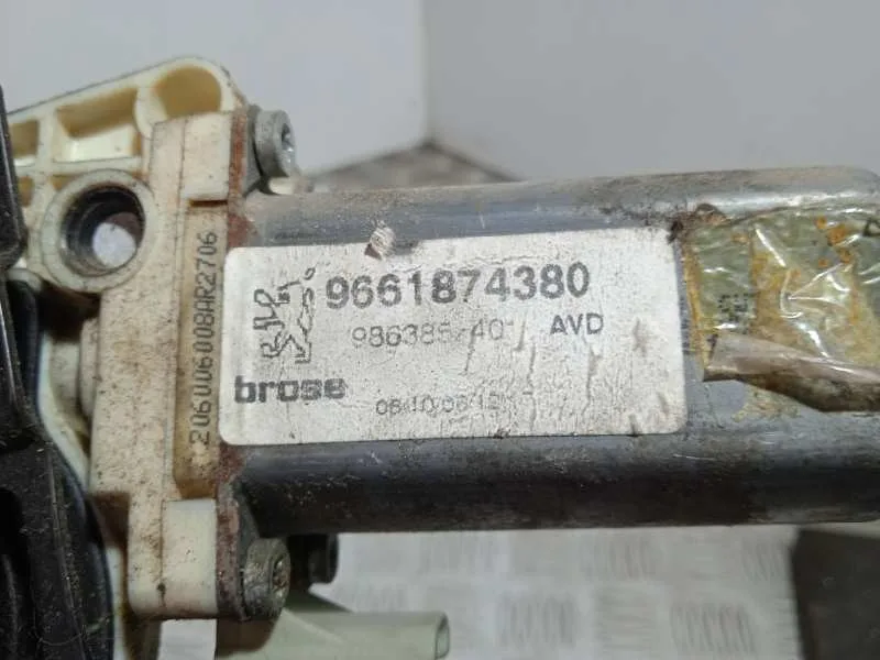 Elevalunas Delantero Derecho para Peugeot 206 Cc