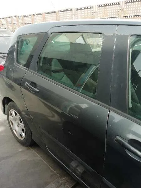 Puerta Trasera Derecha para Peugeot 308 Sw