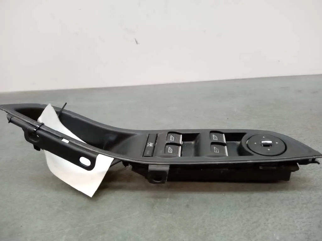Mando Elevalunas Delantero Izquierdo para Ford Focus Lim. (Cb8)