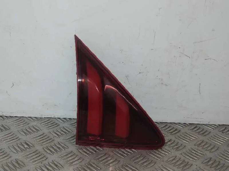 Piloto Trasero Izquierdo Interior para Peugeot 3008