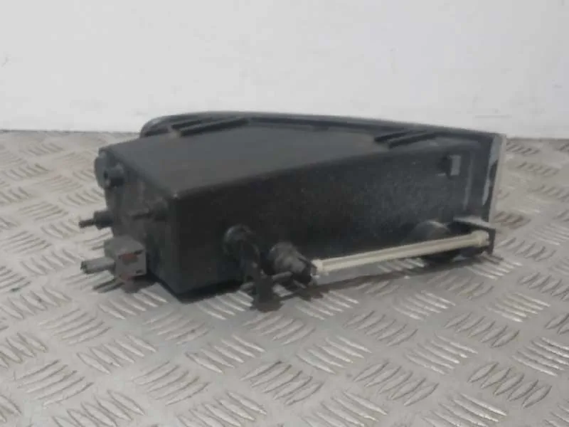 Faro Antiniebla Izquierdo para Cadillac Bls