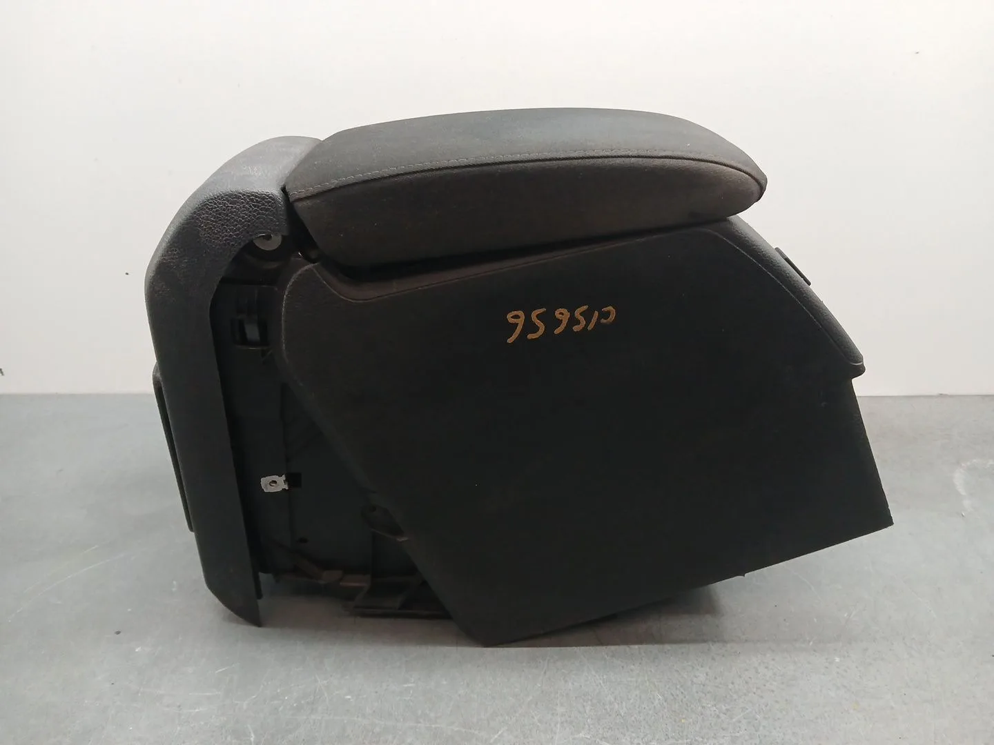 Apoyabrazos Central para Volkswagen Golf Vi (5K1)