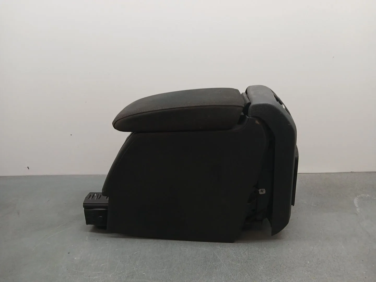 Apoyabrazos Central para Volkswagen Golf Vi (5K1)
