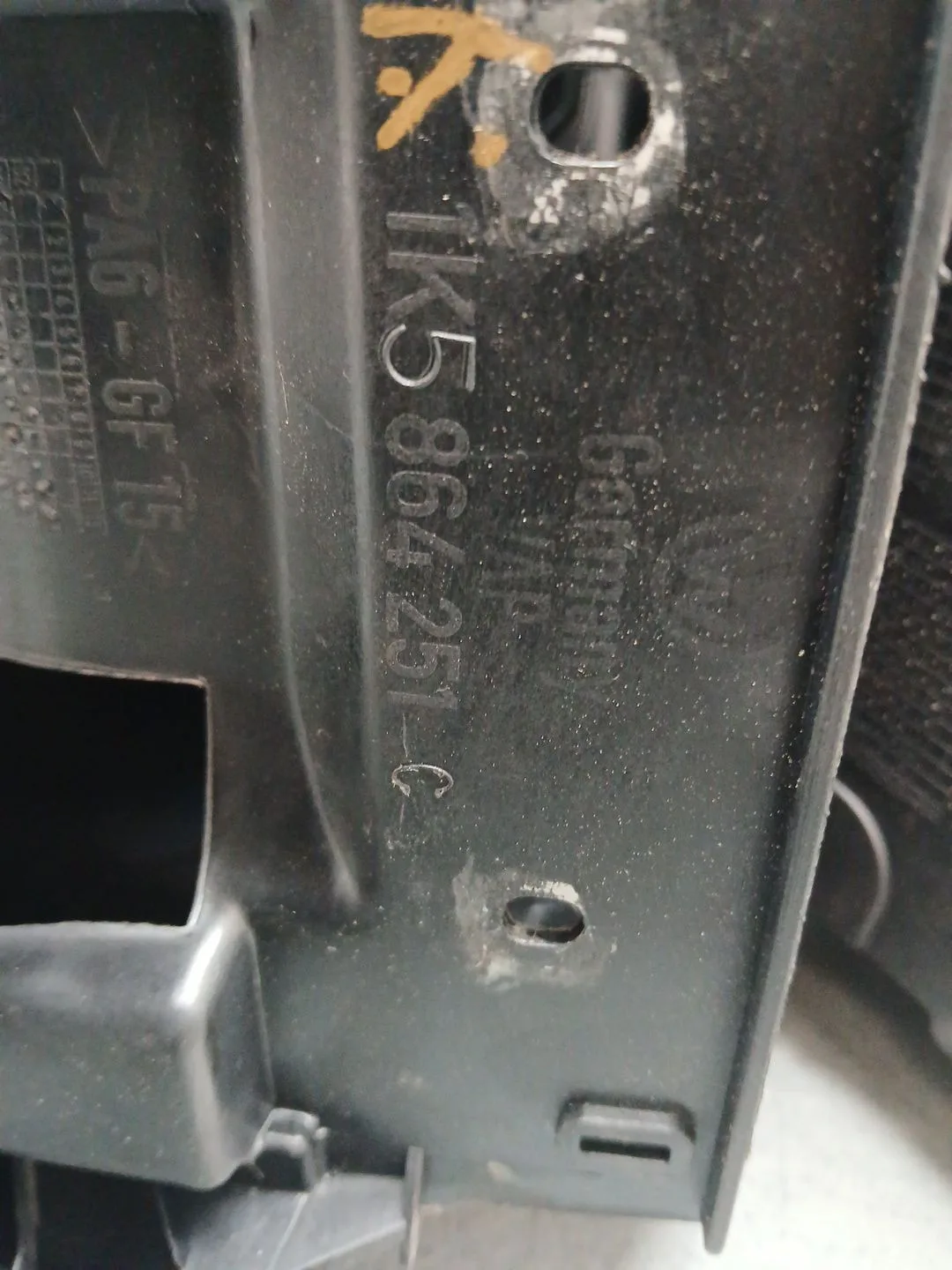 Apoyabrazos Central para Volkswagen Golf Vi (5K1)