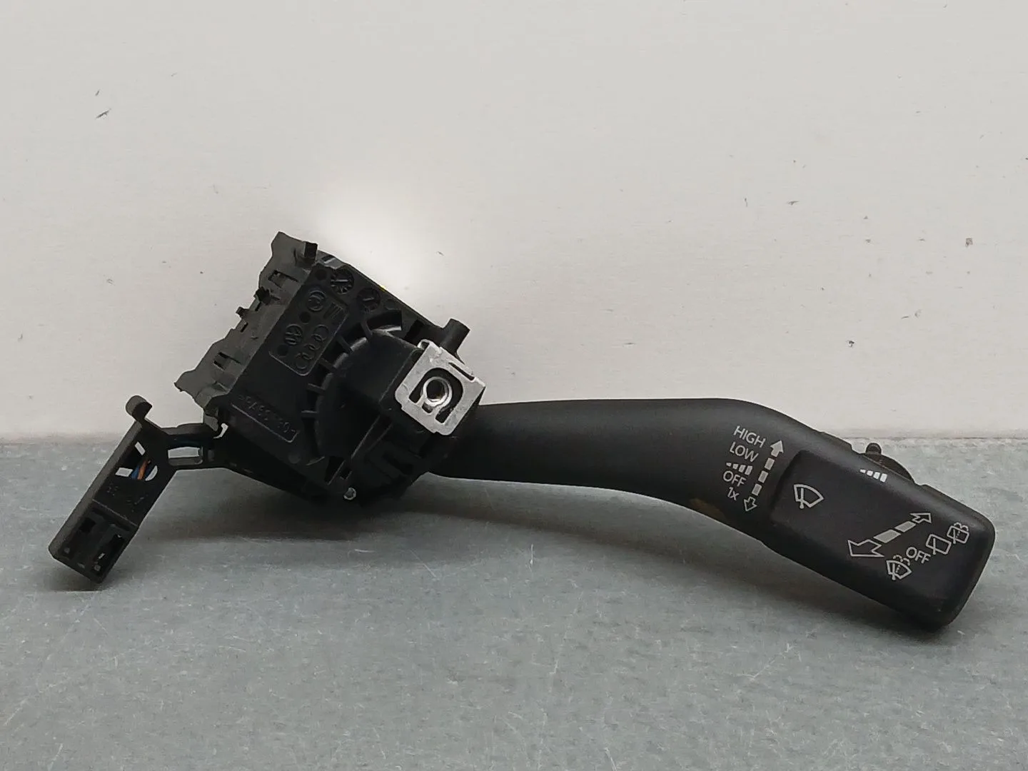 Mando Limpia para Volkswagen Golf Vi (5K1)
