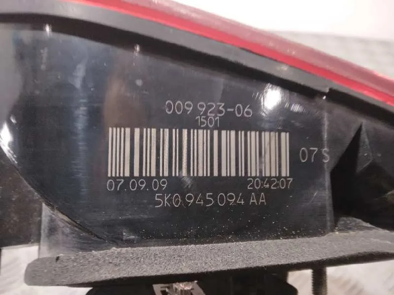 Piloto Trasero Derecho Interior para Volkswagen Golf Vi (5K1)