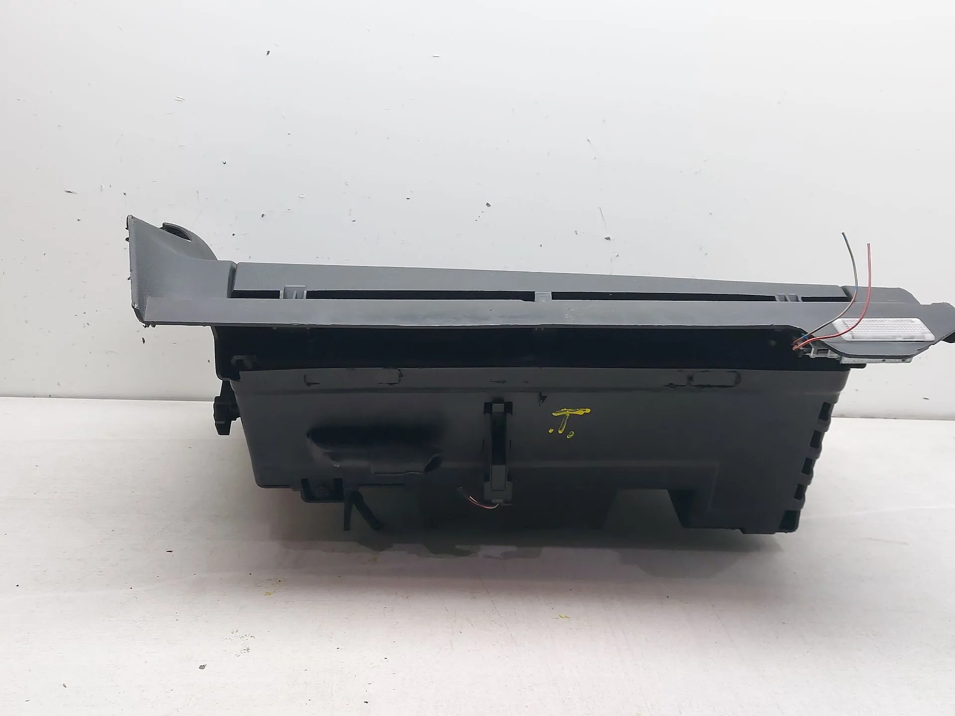Guantera para Volkswagen Golf Vi (5K1)