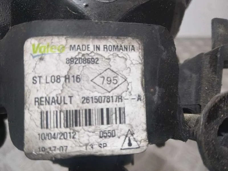 Faro Antiniebla Derecho para Dacia Lodgy