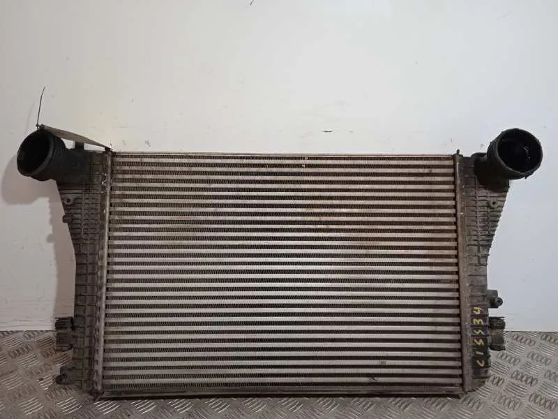 Intercooler para Volkswagen Golf V Berlina (1K1)