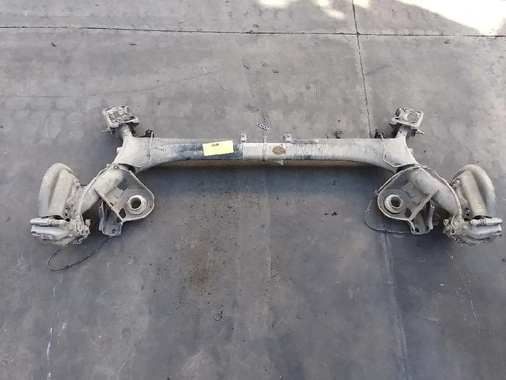 Puente Trasero para Citroën C4 Lim.