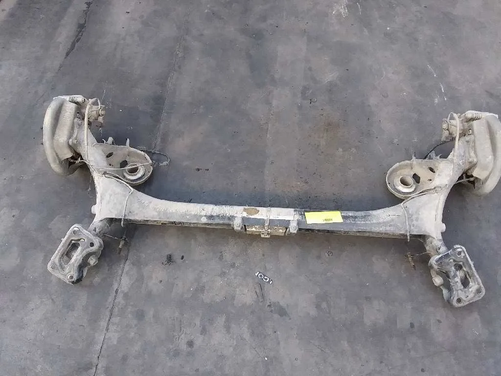 Puente Trasero para Citroën C4 Lim.