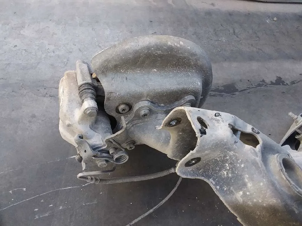 Puente Trasero para Citroën C4 Lim.