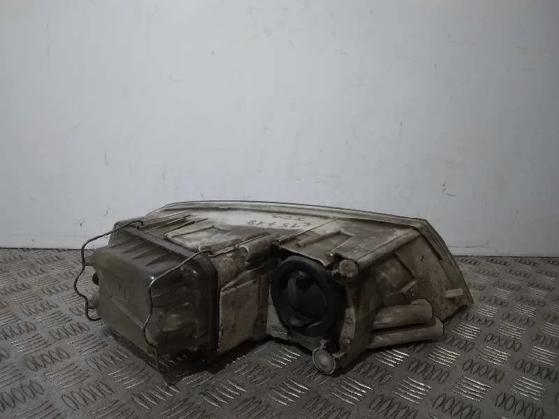 Faro Izquierdo para Skoda Octavia Berlina (1Z3)