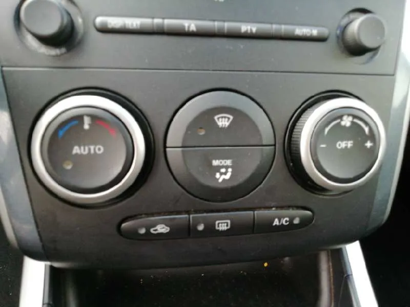 Mando Climatizador para Mazda Cx-7 (Er)