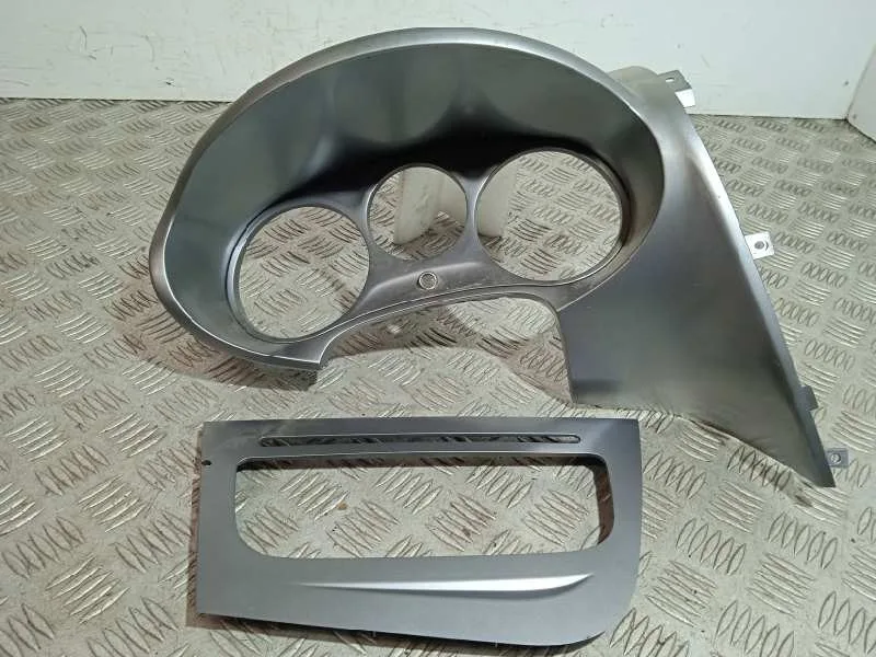 Plasticos para Seat Leon (1P1)
