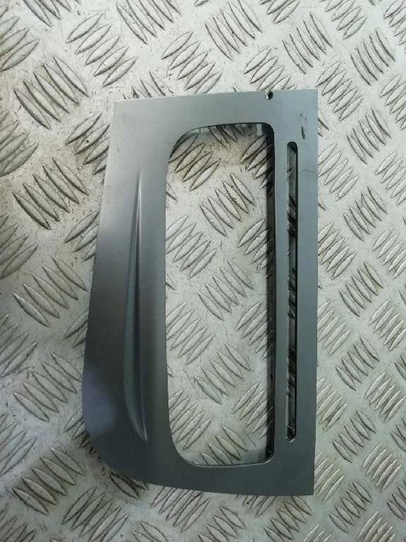 Plasticos para Seat Leon (1P1)