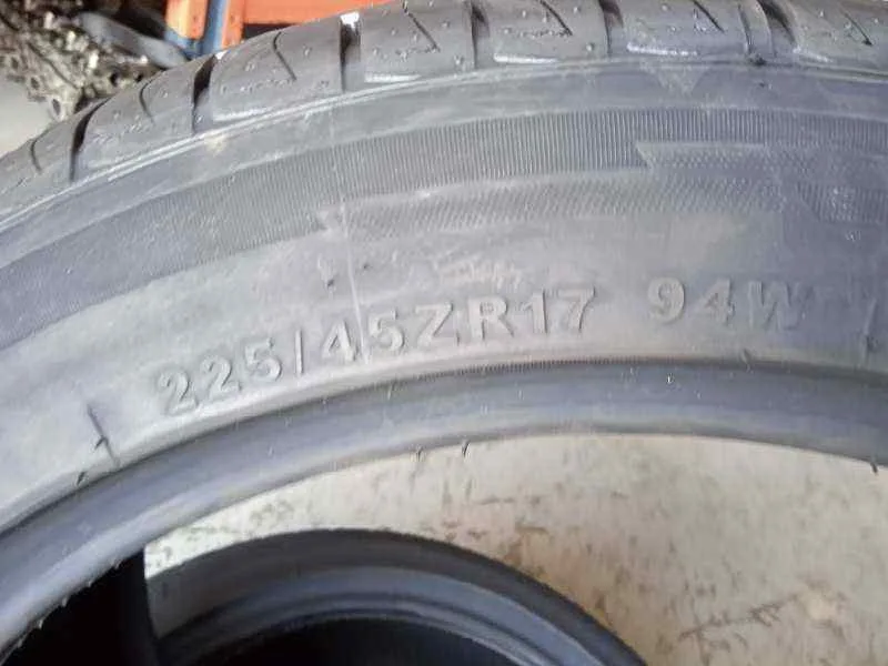 Neumatico para Opel Astra K (B16)