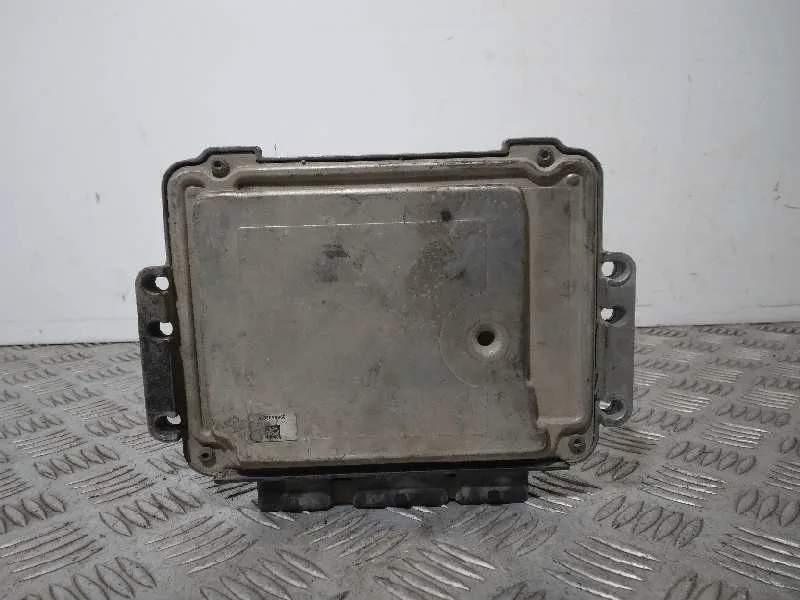 Centralita Motor Uce para Renault Master Ii Phase 2 Caja Cerrada