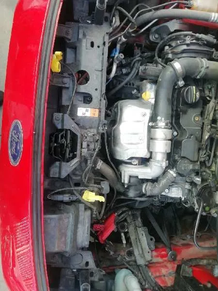 Panel Frontal para Ford Transit Courier