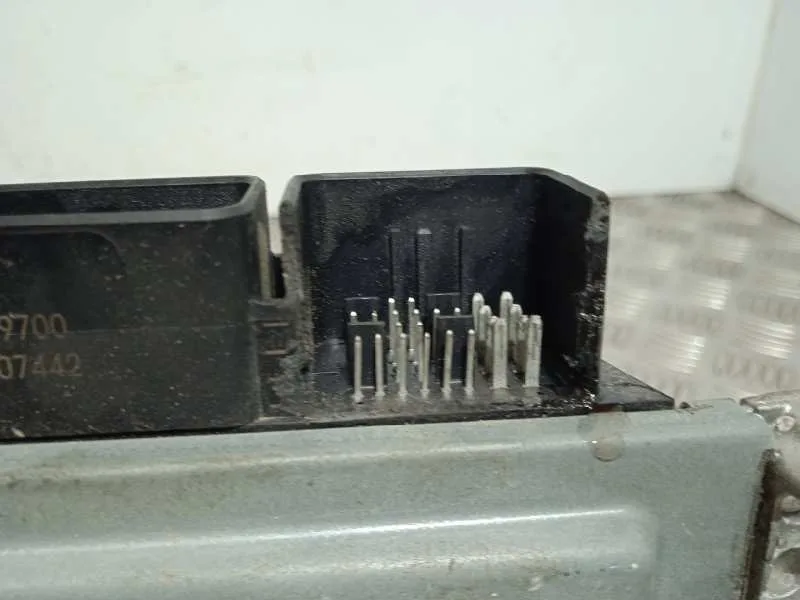 Centralita Motor Uce para Renault Megane Iv Berlina 5P