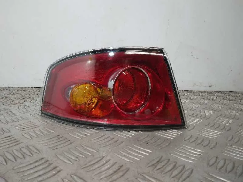 Piloto Trasero Izquierdo para Seat Ibiza (6L1)