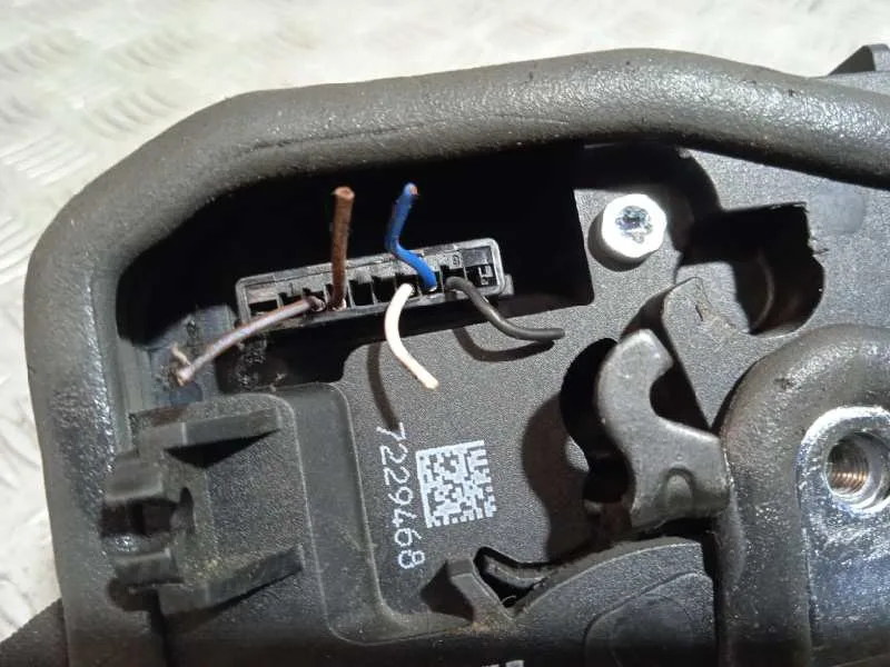Cerradura Puerta Trasera Derecha para Bmw X1 (E84)