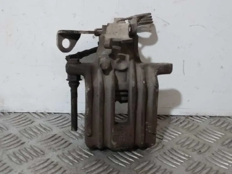 Pinza Freno Trasera Izquierda para Audi A6 Berlina (4B2)