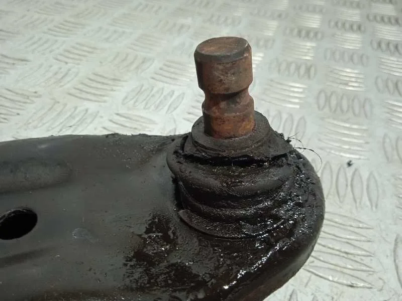 Brazo Suspension Inferior Delantero Derecho para Kia Picanto