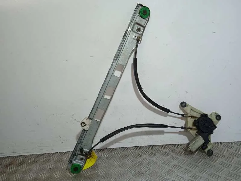 Elevalunas Delantero Derecho para Opel Movano B Kasten/Combi