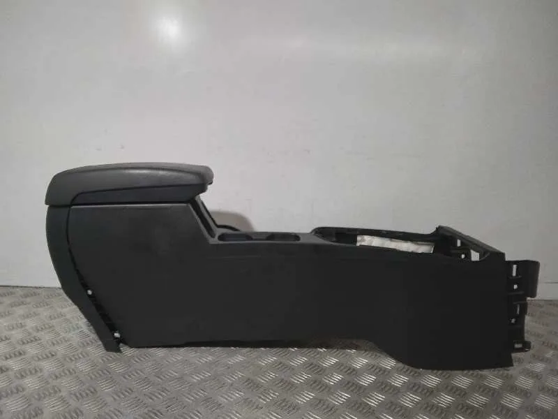Apoyabrazos Central para Ssangyong Tivoli