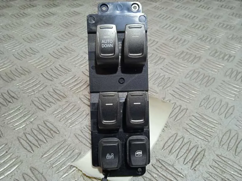 Mando Elevalunas Delantero Izquierdo para Ssangyong Tivoli