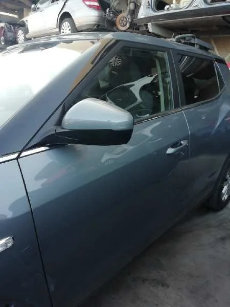Puerta Delantera Izquierda para Ssangyong Tivoli