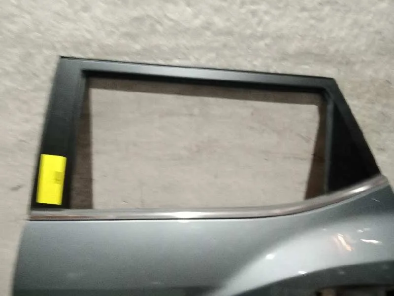 Puerta Trasera Izquierda para Ssangyong Tivoli