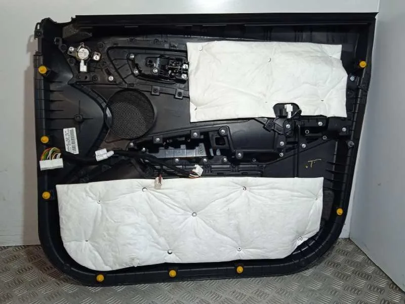 Guarnecido Puerta Delantera Izquierda para Ssangyong Tivoli
