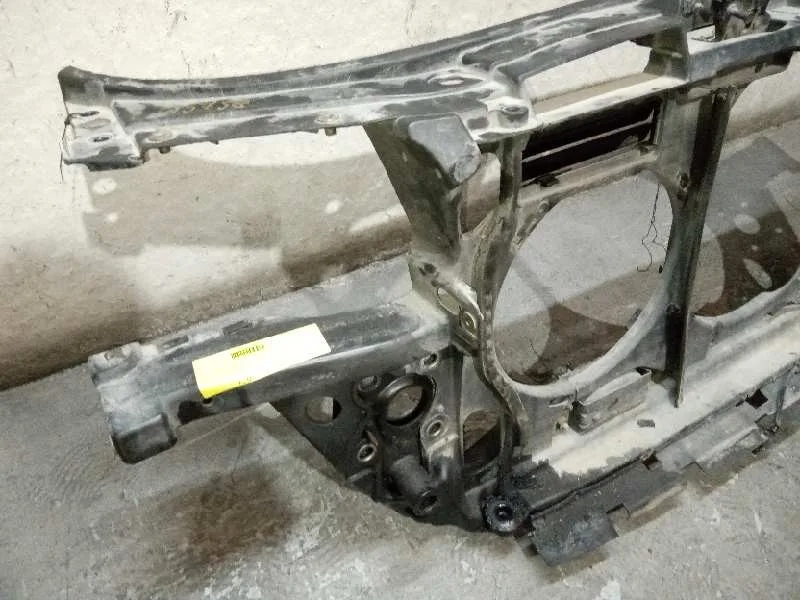 Panel Frontal para Audi A6 Berlina (4B2)