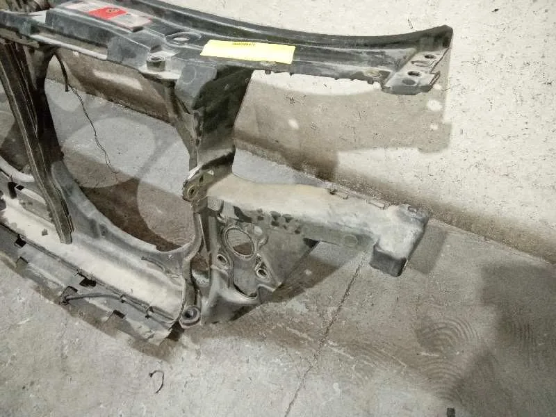 Panel Frontal para Audi A6 Berlina (4B2)