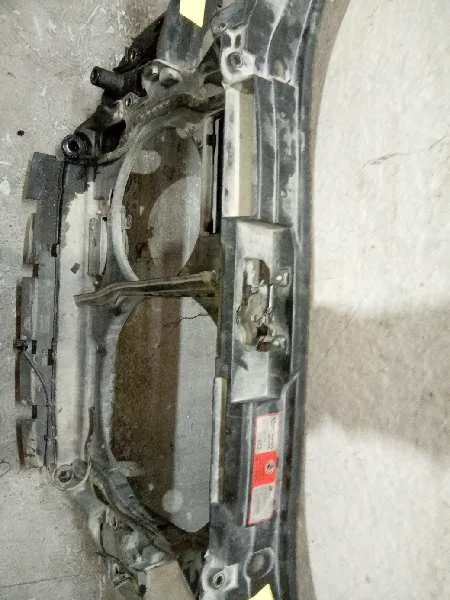 Panel Frontal para Audi A6 Berlina (4B2)