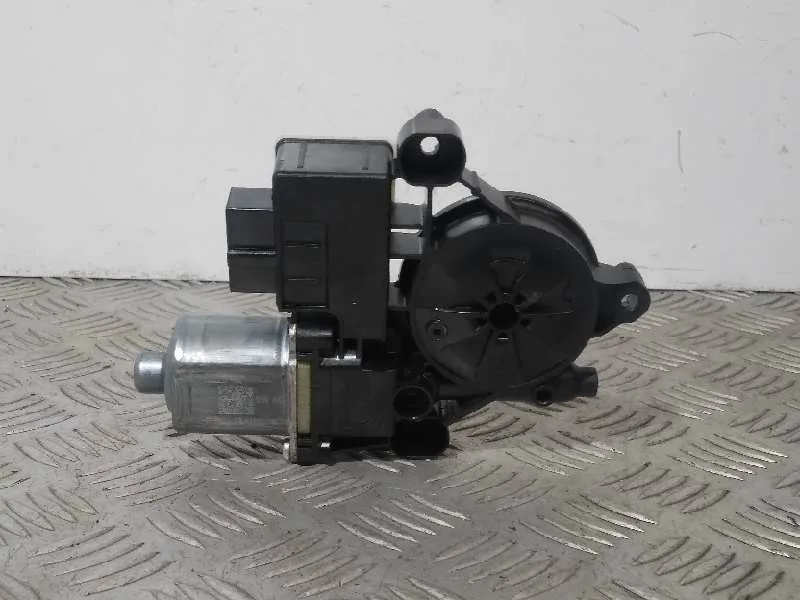 Motor Elevalunas Trasero Derecho para Skoda Octavia Combi (5E5)