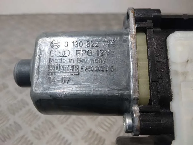 Motor Elevalunas Trasero Derecho para Skoda Octavia Combi (5E5)