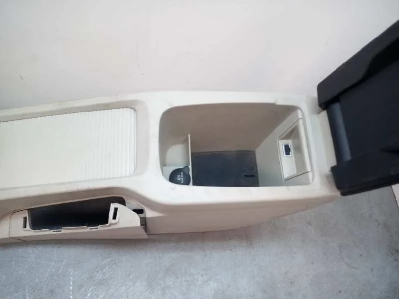 Apoyabrazos Central para Volvo V40